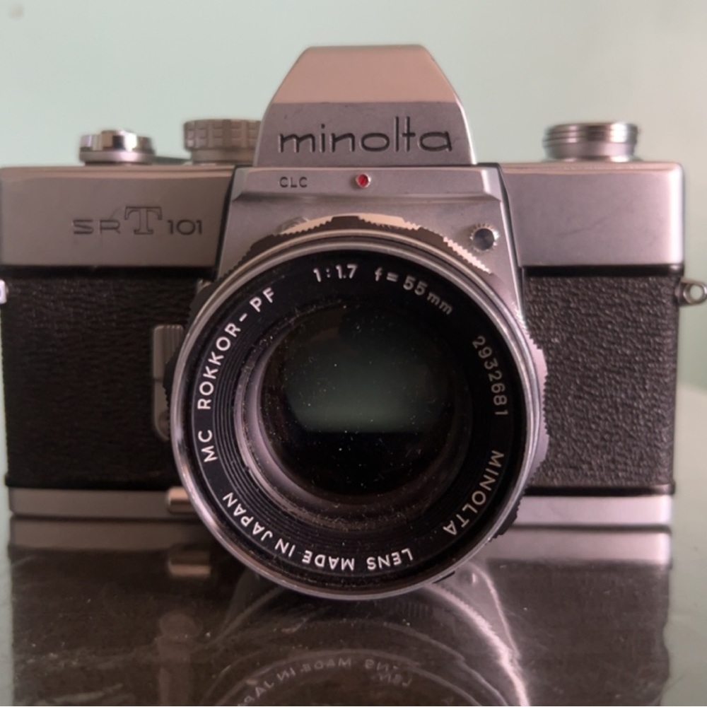 SRT101 MINOLTA CLC CAMERA